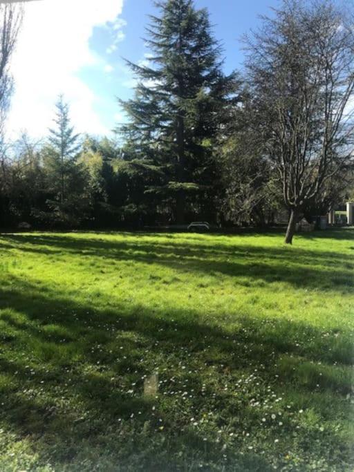 Les Bambous Daire Poissy Dış mekan fotoğraf